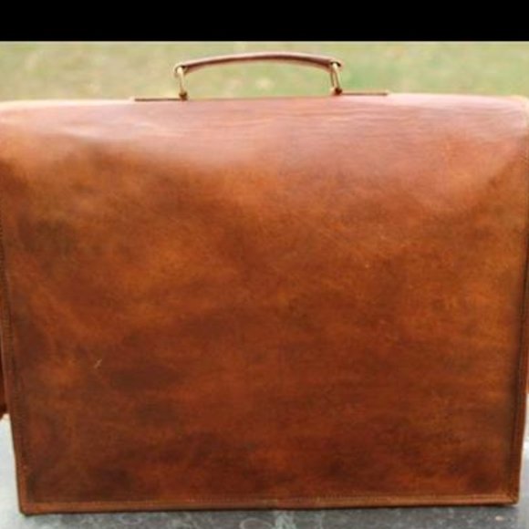 Vintage Full Grain Handmade Leather Messenger Bag - Briefcase -Computer Satchel - Picture 4 of 5